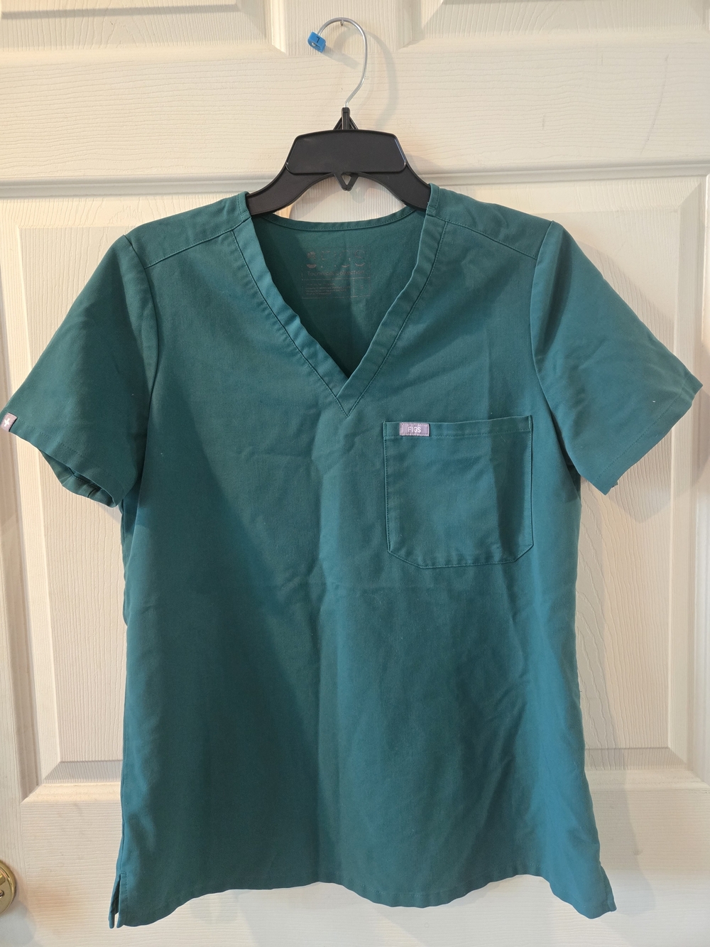 Figs Men's Teal V-Neck Short Sleeve Scrub Top